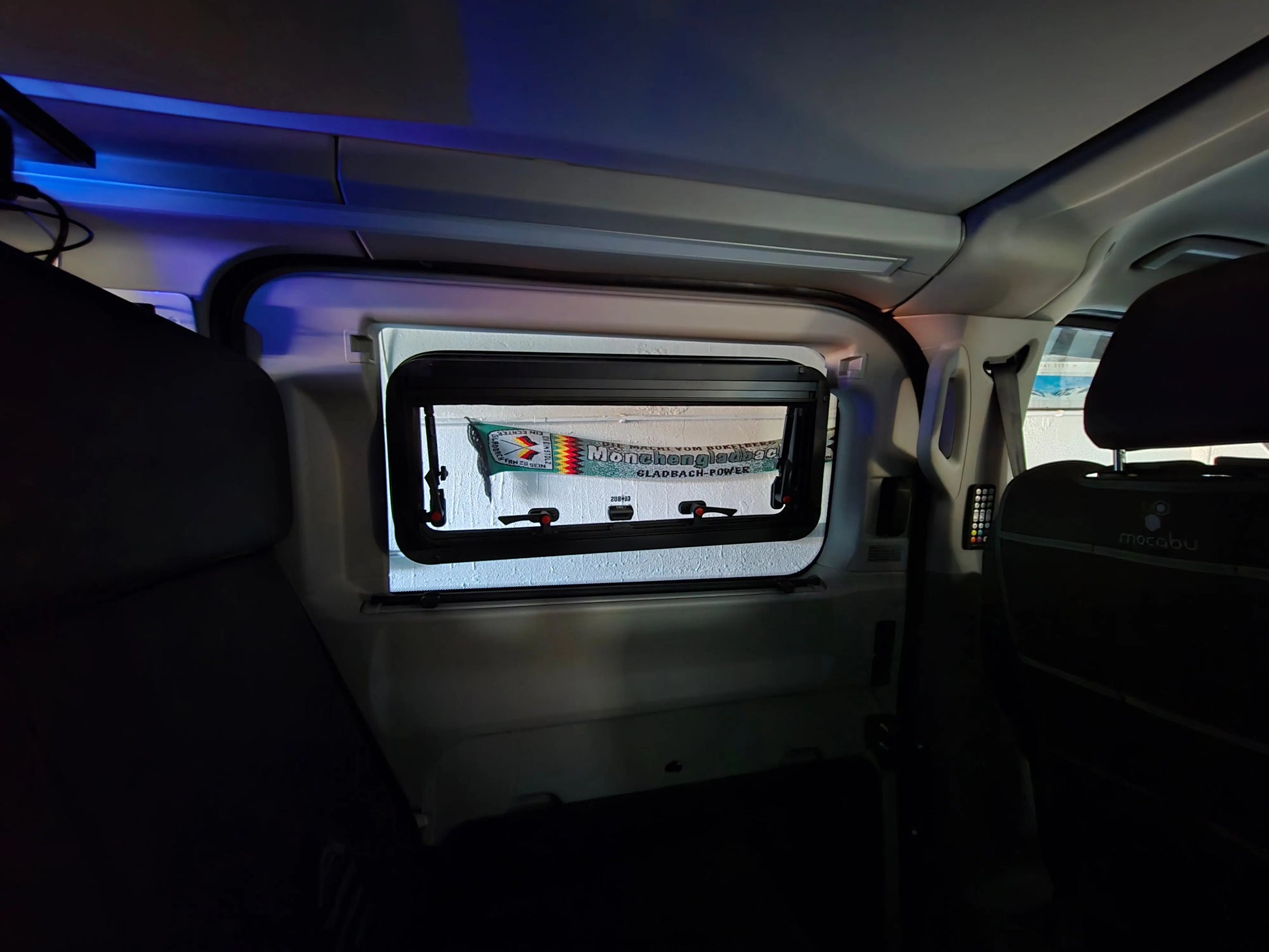 Ausstellfenster Ford Nugget ab 2024 Globus Camper GmbH