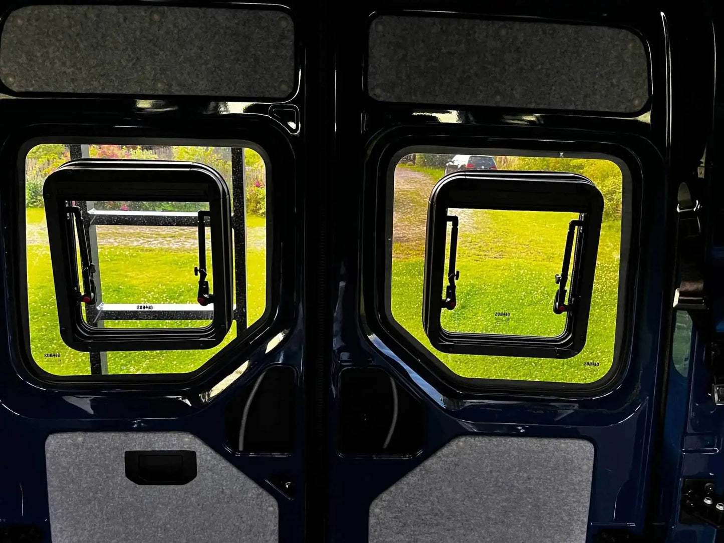 Ausstellfenster Crater Heck