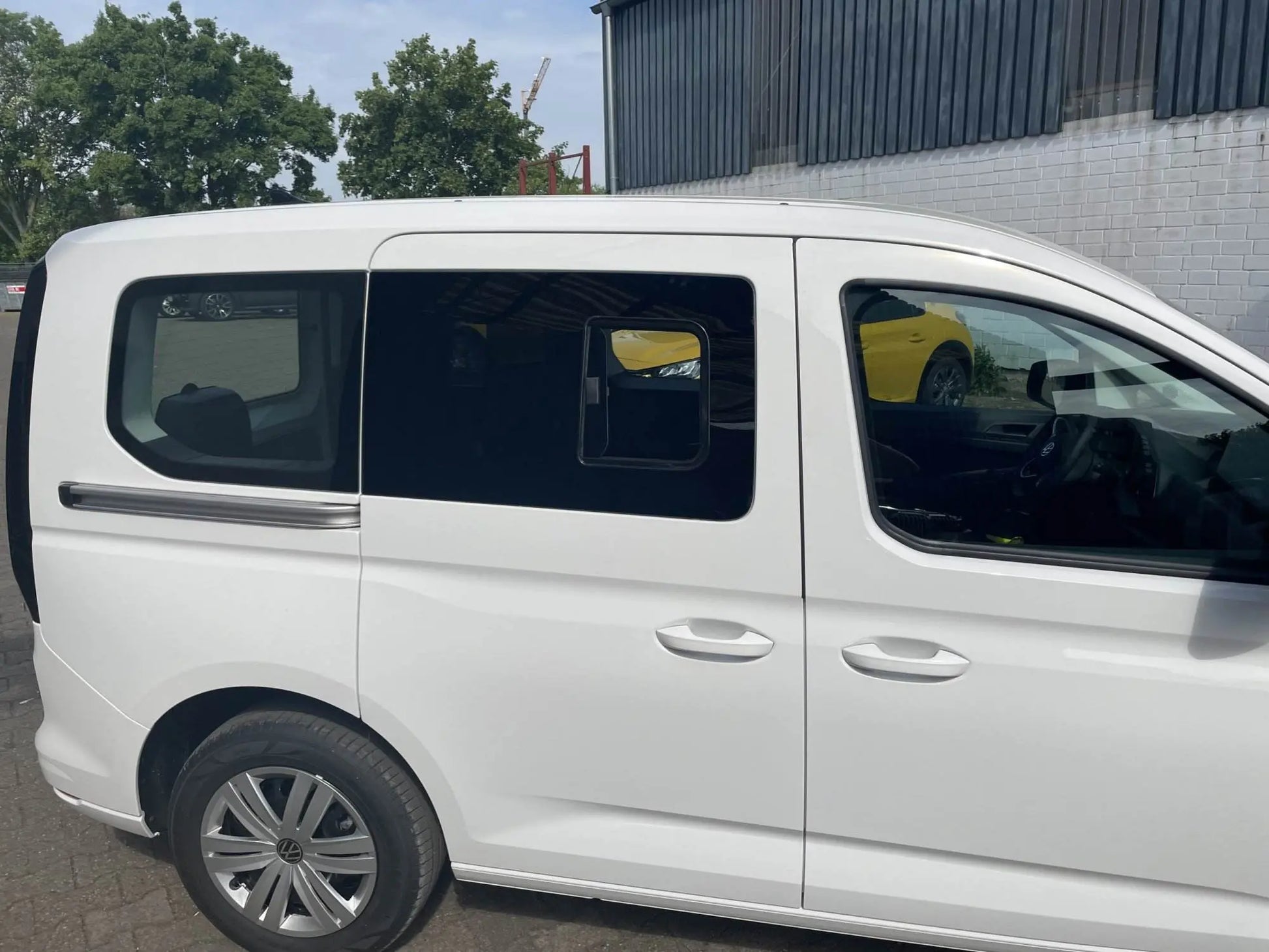 Caddy 5 Schiebefenster 2